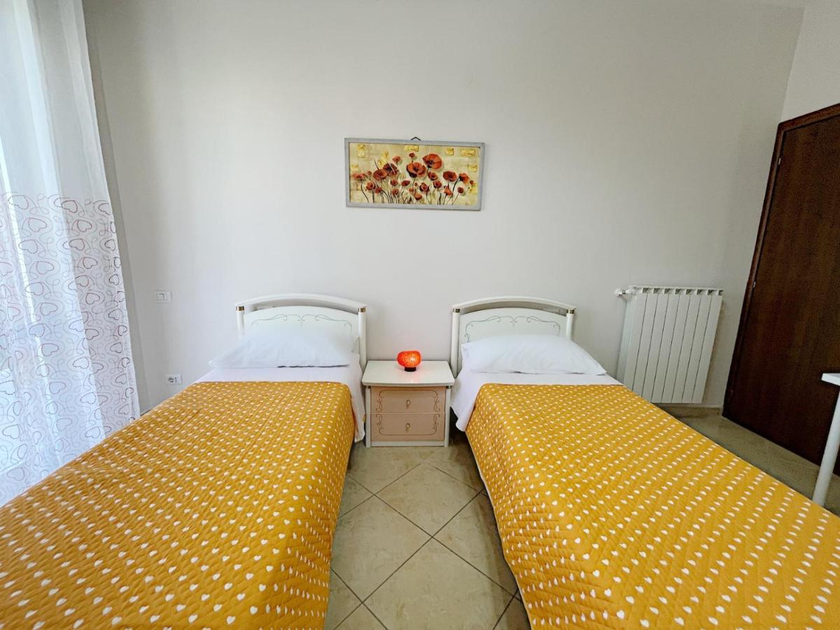 Flavia Apartment 카스텔라마레디스타비아 외부 사진